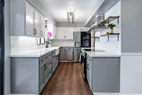 Kitchen - 1842 Cougar Ln, Clovis, CA 93611 photo 1 of 4