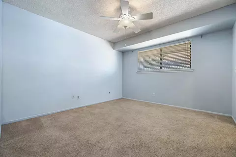 Bedroom - 1842 Cougar Ln, Clovis, CA 93611 photo 3 of 5
