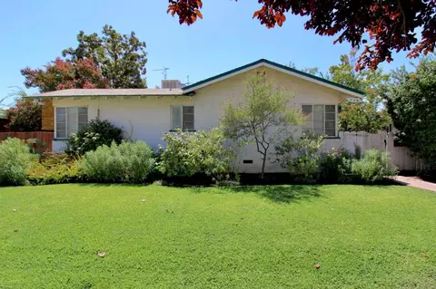736 E Andrews Ave, Fresno, CA 93704