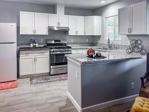 Kitchen - 3280 Mccall Ave, Selma, CA 93662 photo 1 of 3