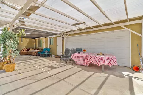 Exterior - 3280 Mccall Ave, Selma, CA 93662 photo 2 of 4