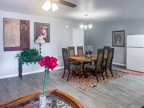 Dining - 3280 Mccall Ave, Selma, CA 93662 photo 2 of 4