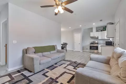 Entry Way - 3280 Mccall Ave, Selma, CA 93662 photo 1 of 1