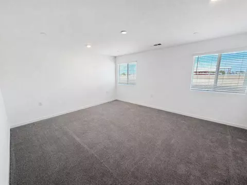 Bedroom - 3261 Carambola Ave, Clovis, CA 93619 photo 1 of 3