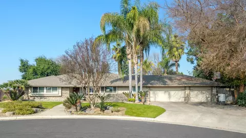 3030 Bonander Ave, Kingsburg, CA 93631