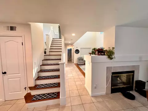 Entry Way - 3362 Greenfield Ave, Clovis, CA 93611 photo 1 of 3