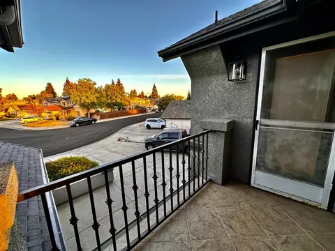 Exterior - 3362 Greenfield Ave, Clovis, CA 93611 photo 2 of 15