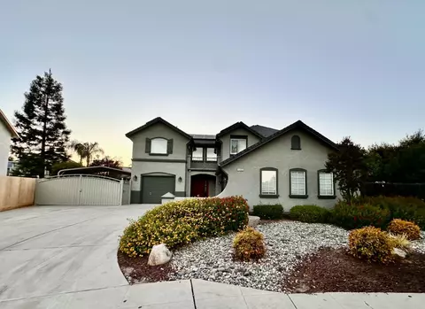 Exterior - 3362 Greenfield Ave, Clovis, CA 93611 photo 13 of 15