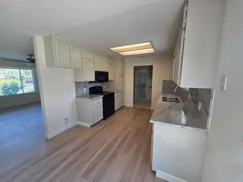Kitchen - 36106 Ruth Ave, Madera, CA 93636 photo 4 of 4
