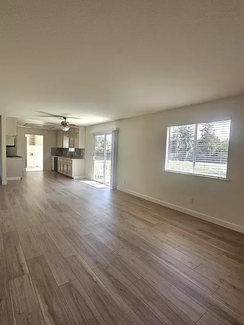 Living - 36106 Ruth Ave, Madera, CA 93636 photo 5 of 5