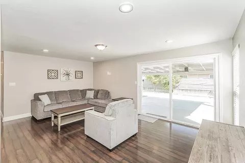 Living - 611 San Gabriel Ave, Clovis, CA 93612 photo 3 of 7