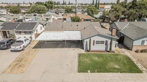 View/Area - 611 San Gabriel Ave, Clovis, CA 93612 photo 1 of 9