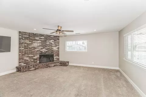 Living - 611 San Gabriel Ave, Clovis, CA 93612 photo 4 of 7
