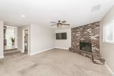 Living - 611 San Gabriel Ave, Clovis, CA 93612 photo 6 of 7