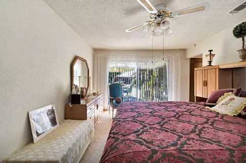 Bedroom - 11801 N Mckelvy Ave, Clovis, CA 93619 photo 2 of 8