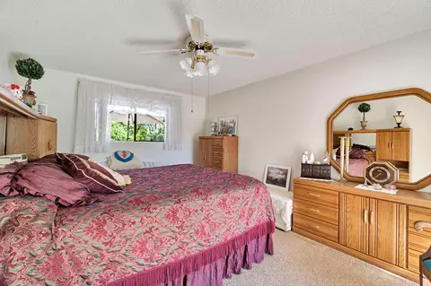 Bedroom - 11801 N Mckelvy Ave, Clovis, CA 93619 photo 1 of 8