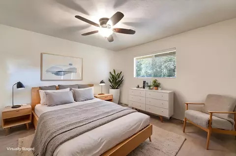Bedroom - 11801 N Mckelvy Ave, Clovis, CA 93619 photo 6 of 8
