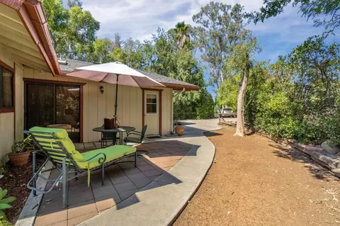 Exterior - 11801 N Mckelvy Ave, Clovis, CA 93619 photo 6 of 13