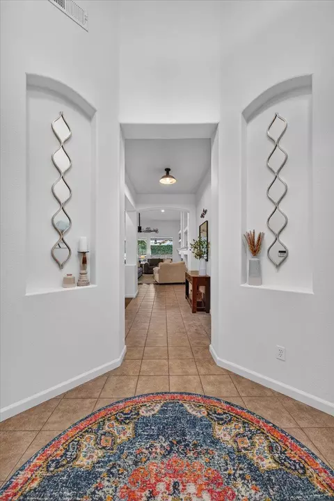 Entry Way - 2551 Magill Ave, Clovis, CA 93611 photo 1 of 6