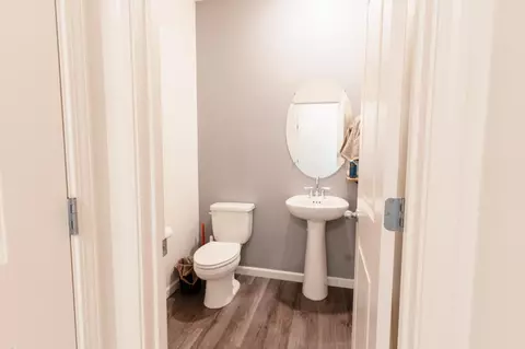 Entry Way - 1001 Aspire Ave, Fowler, CA 93625 photo 5 of 8