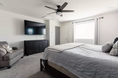 Bedroom - 1001 Aspire Ave, Fowler, CA 93625 photo 3 of 4