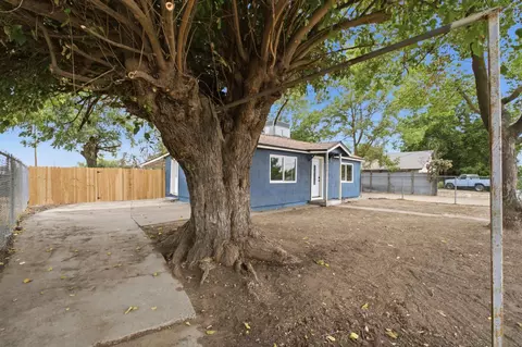 Exterior - 19474 Avenue 22 #1-2, Chowchilla, CA 93610 photo 8 of 10