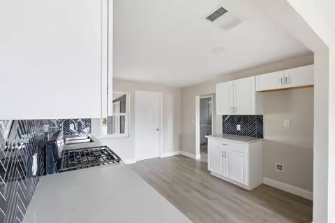 Kitchen - 19474 Avenue 22 #1-2, Chowchilla, CA 93610 photo 2 of 2