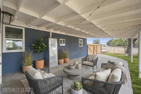 Exterior - 19474 Avenue 22 #1-2, Chowchilla, CA 93610 photo 5 of 10