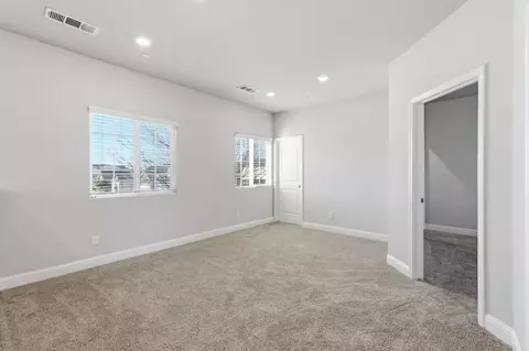 Other - 2715 Las Rosas Ave, Clovis, CA 93619 photo 4 of 8