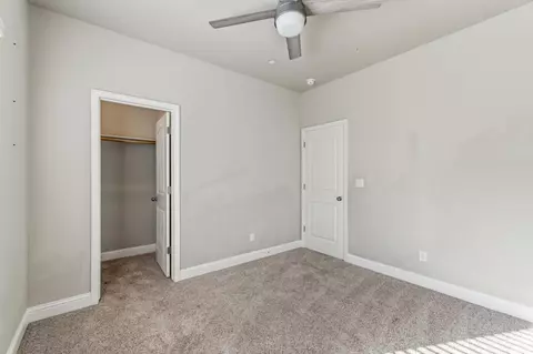 Bedroom - 2715 Las Rosas Ave, Clovis, CA 93619 photo 7 of 9