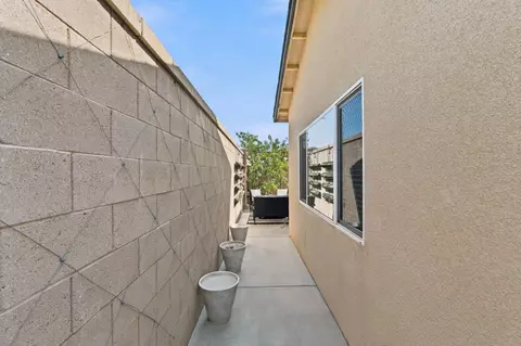 Exterior - 4035 San Gabriel, Clovis, CA 93619 photo 5 of 6