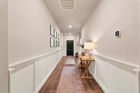 Entry Way - 4035 San Gabriel, Clovis, CA 93619 photo 2 of 2