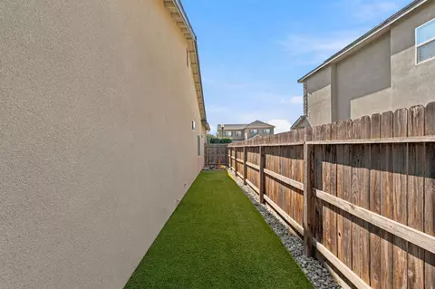 Exterior - 4035 San Gabriel, Clovis, CA 93619 photo 3 of 6