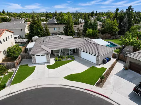View/Area - 2826 Robinwood Ave, Clovis, CA 93611 photo 3 of 4