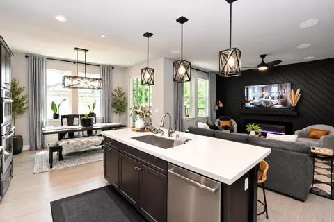 Kitchen - 2826 Robinwood Ave, Clovis, CA 93611 photo 3 of 5