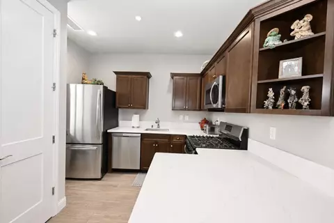 Kitchen - 2826 Robinwood Ave, Clovis, CA 93611 photo 5 of 5