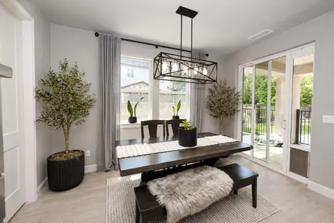 Dining - 2826 Robinwood Ave, Clovis, CA 93611 photo 1 of 2