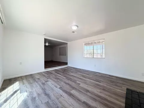 Living - 25706 Ellis St, Madera, CA 93638 photo 2 of 2