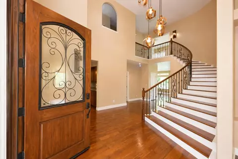 Entry Way - 1650 Emerald Ave, Fresno, CA 93720 photo 1 of 3
