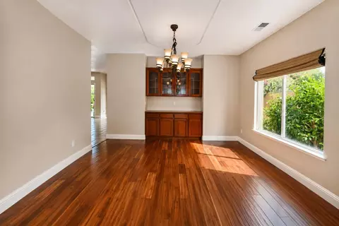 Living - 1650 Emerald Ave, Fresno, CA 93720 photo 2 of 7