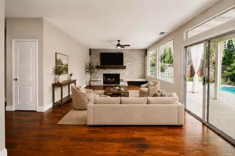 Living - 1650 Emerald Ave, Fresno, CA 93720 photo 7 of 7
