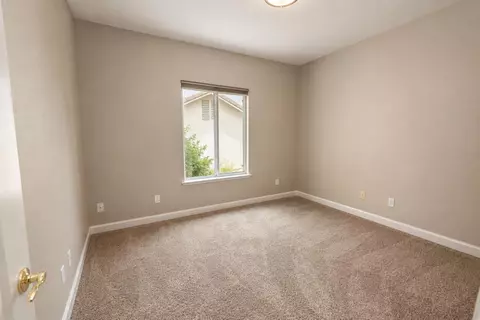 Bedroom - 1650 Emerald Ave, Fresno, CA 93720 photo 4 of 6