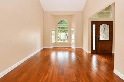 Living - 1650 Emerald Ave, Fresno, CA 93720 photo 1 of 7