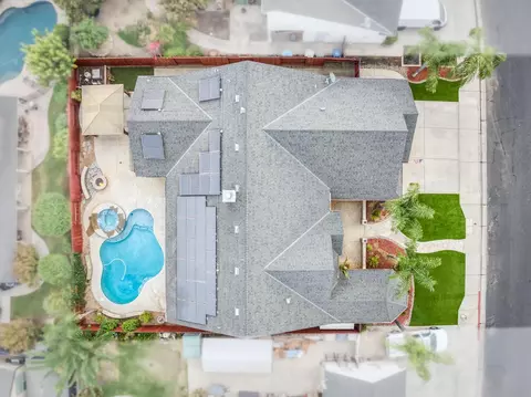 View/Area - 220 W Serena Ave, Clovis, CA 93619 photo 2 of 8