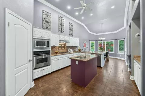 Kitchen - 220 W Serena Ave, Clovis, CA 93619 photo 1 of 8