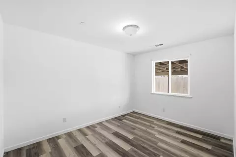 Bedroom - 1781 Diamond Ave, Sanger, CA 93657 photo 4 of 7