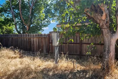 140 Washington Rd, Chowchilla, CA 93610 photo 3
