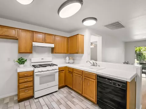 Kitchen - 3515 Megan Ave, Clovis, CA 93611 photo 2 of 3