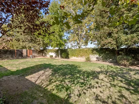 Exterior - 3515 Megan Ave, Clovis, CA 93611 photo 5 of 5