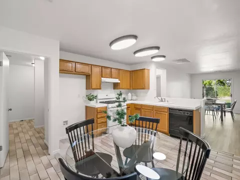 Dining - 3515 Megan Ave, Clovis, CA 93611 photo 5 of 5